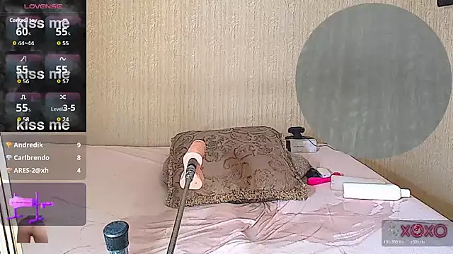 mom4you online show from April 24, 8:44 pm