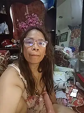 HotsexyNaughtysweetbaby online show from February 3, 6:00 am