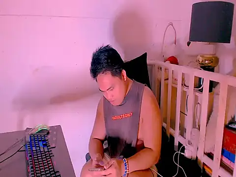 Snapshot of Hardking_69 chatting on July 19, 10:13 pm Hardking 69 online show from July 19, 10:13 pm