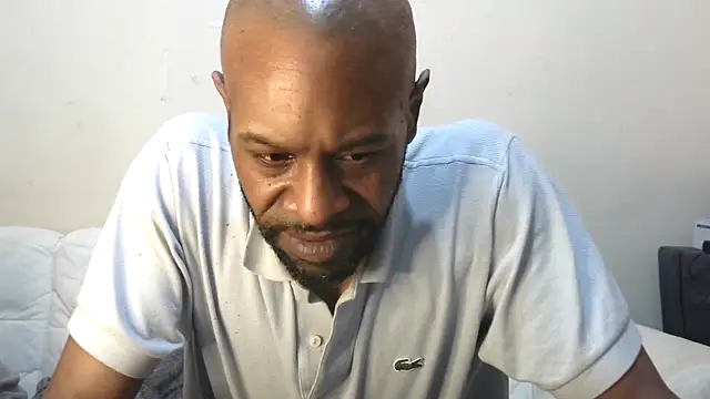 Snapshot of CuzzyB69 chatting on March 17, 7:50 pm CuzzyB69 online show from March 17, 7:50 pm