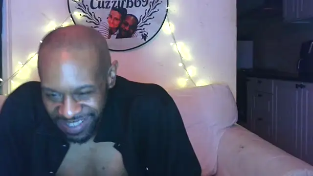 Snapshot of CuzzyB69 chatting on April 11, 12:15 am CuzzyB69 online show from April 11, 12:15 am