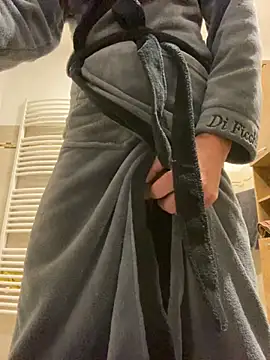 muschiliebhaber1xh online show from October 12, 5:28 am