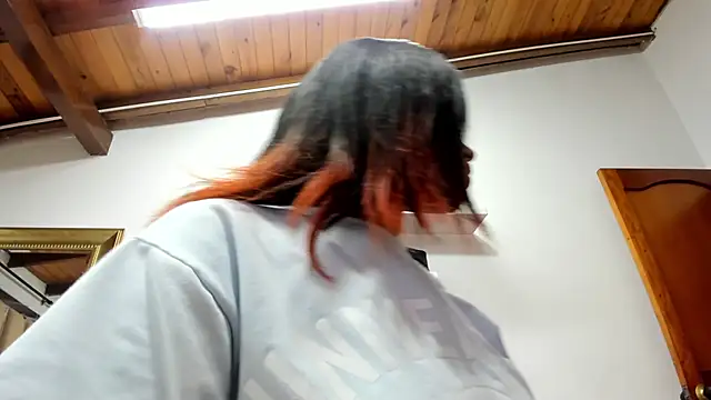 naia blessed online show from February 24, 7:09 pm