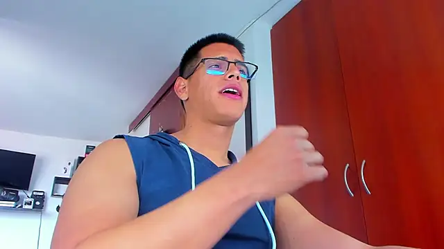  John Boy  online show from March 3, 7:09 pm