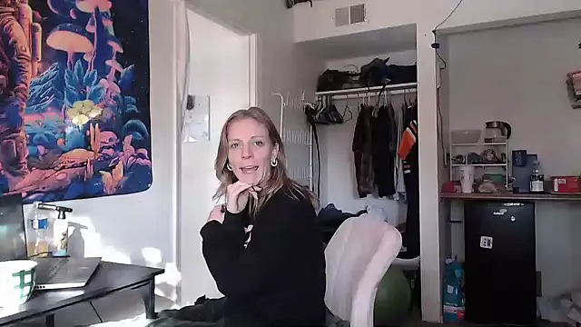 Snapshot of coryandthepeach chatting on December 4, 5:11 pm coryandthepeach online show from December 4, 5:11 pm