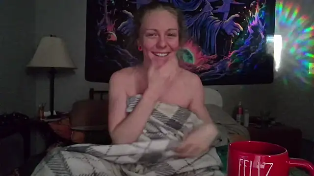 Snapshot of coryandthepeach chatting on March 7, 2:56 pm coryandthepeach online show from March 7, 2:56 pm