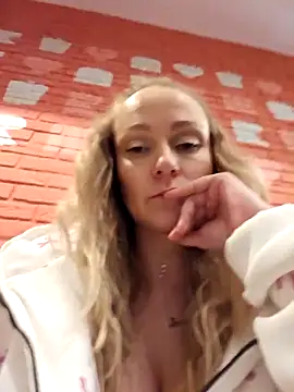 Bondgirl 013 online show from December 19, 2:57 pm