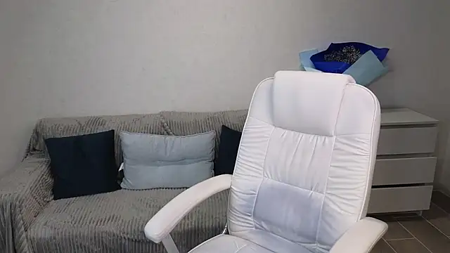 EvaMaddison online show from January 5, 4:25 am