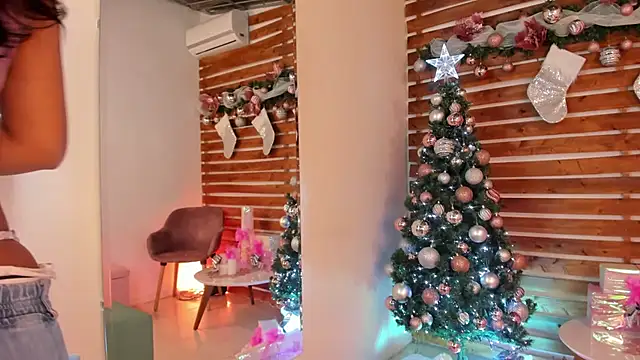  MeganRain online show from December 14, 8:20 am