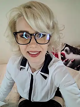 AureliaDoux online show from March 2, 3:27 pm