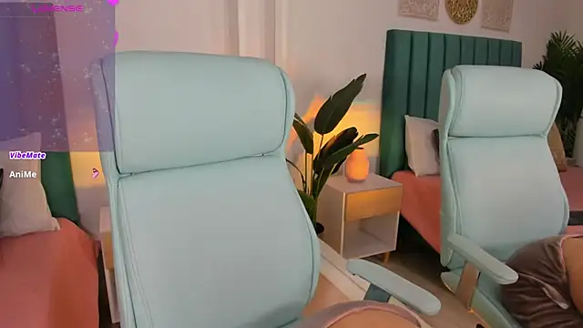 amy-thomson1 online show from October 27, 12:20 pm