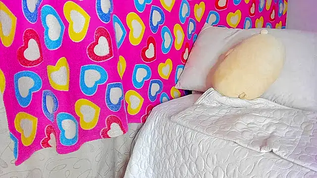 caroline tovar online show from January 26, 4:20 am