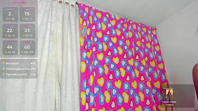 caroline tovar online show from February 15, 9:59 pm