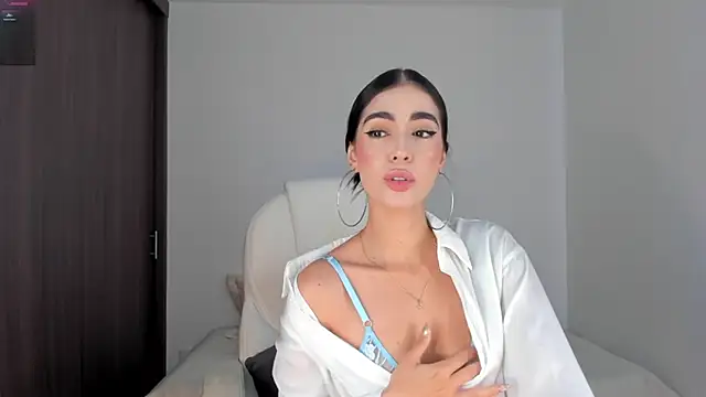 Snapshot of RebeccaBaxter chatting on February 28, 6:09 pm RebeccaBaxter online show from February 28, 6:09 pm