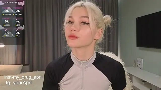 MyApril online show from November 9, 7:06 am