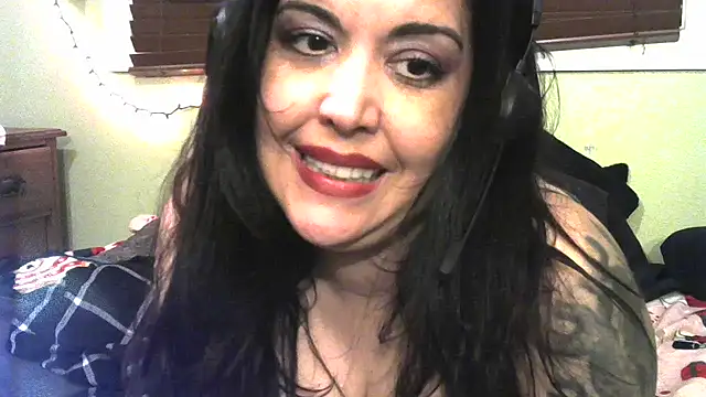 Mistimoon online show from December 1, 9:14 am