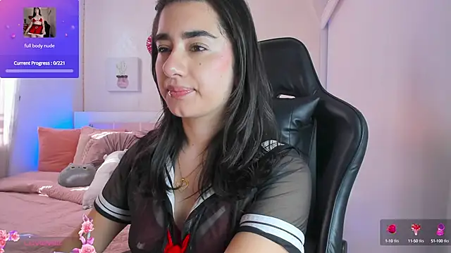 annadu011 online show from January 19, 1:44 pm