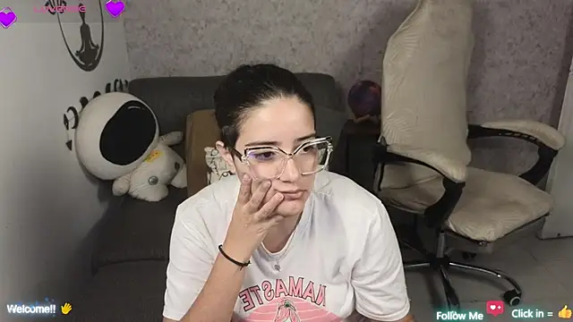 blue  moon  online show from March 19, 5:08 am