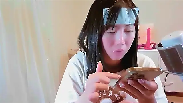 Snapshot of MOMO_ROSE chatting on October 3, 4:15 pm MOMO ROSE online show from October 3, 4:15 pm