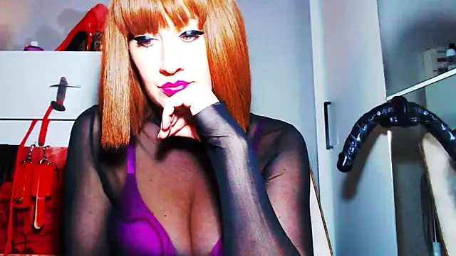 Snapshot of DelightGoddess chatting on December 6, 11:36 pm DelightGoddess online show from December 6, 11:36 pm
