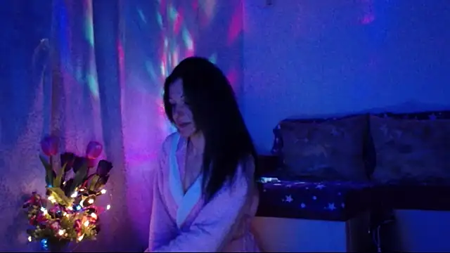 ElysaSun online show from March 9, 9:57 pm