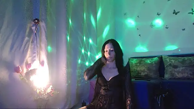 Snapshot of ElysaSun chatting on February 14, 6:04 pm ElysaSun online show from February 14, 6:04 pm