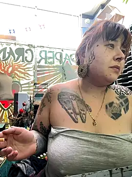 evacheers online show from September 14, 3:44 pm