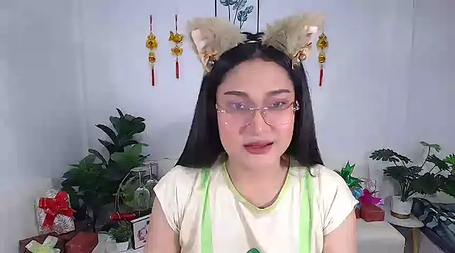 Snapshot of plysaithailand chatting on February 27, 10:37 am plysaithailand online show from February 27, 10:37 am