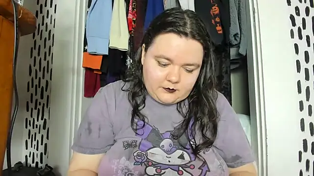 CamilaLynnAdams online show from March 4, 6:19 am