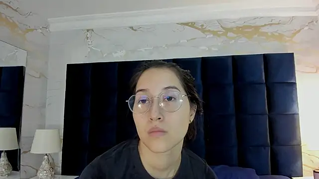 Snapshot of Abby_Sweet1_ chatting on April 10, 12:21 pm Abby Sweet1 online show from April 10, 12:21 pm