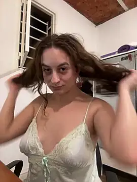 indierotic online show from December 16, 3:19 am