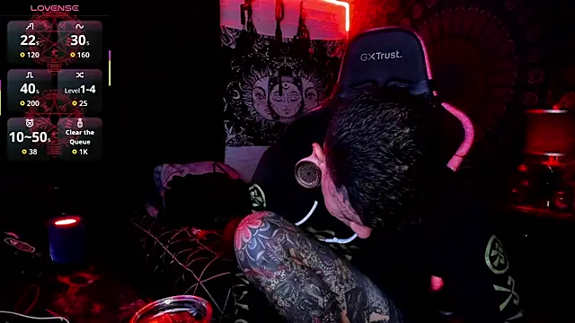 josh  ackerman online show from October 3, 11:46 pm