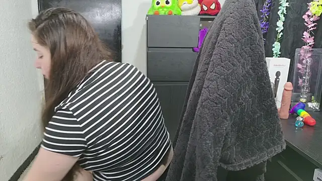 ann bronw online show from April 16, 11:33 am