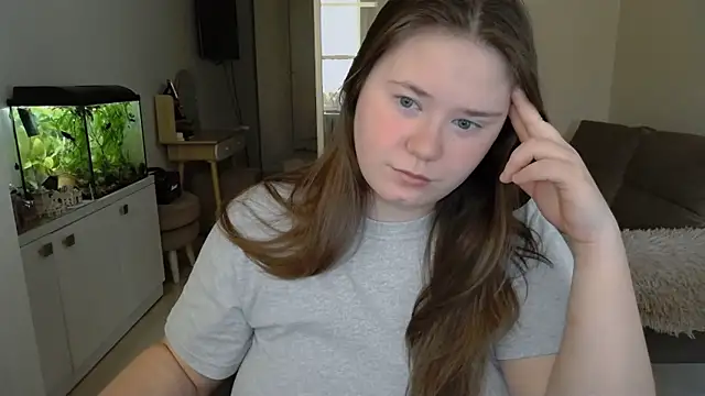 Snapshot of remirann_ chatting on January 15, 8:30 am remirann  online show from January 15, 8:30 am