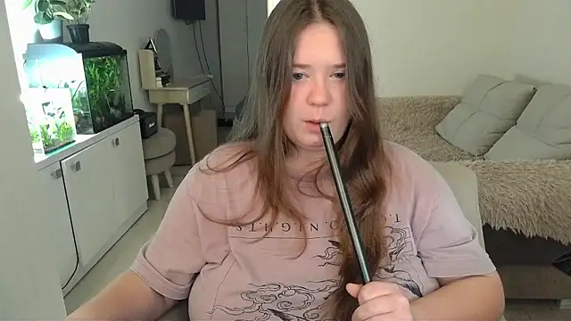 Snapshot of remirann_ chatting on March 14, 1:13 pm remirann  online show from March 14, 1:13 pm