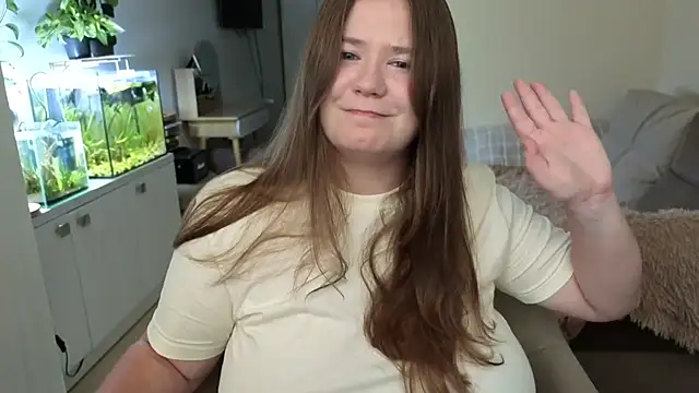 Snapshot of remirann_ chatting on September 18, 12:18 pm remirann  online show from September 18, 12:18 pm