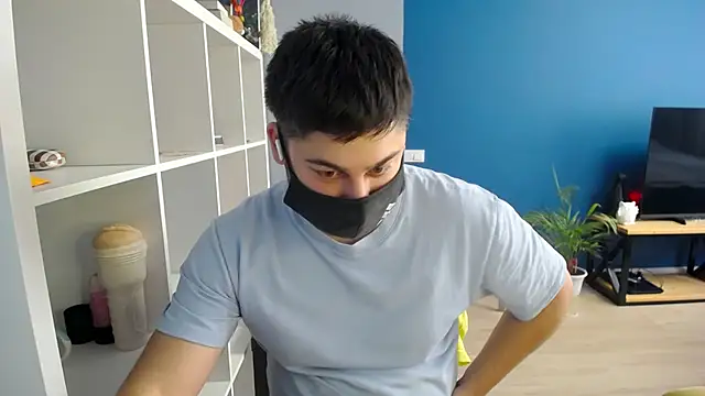 Tomguys online show from February 28, 12:20 pm