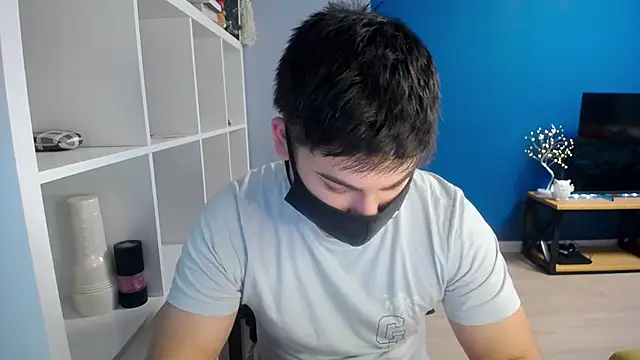 Tomguys online show from March 12, 7:38 pm