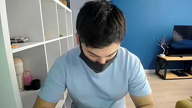 Tomguys online show from March 21, 8:17 am