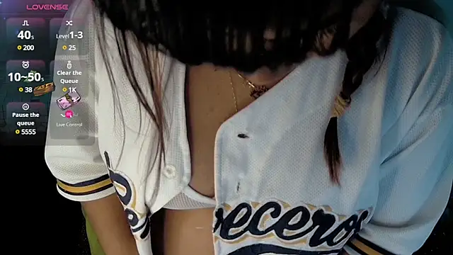 kiarybell   online show from December 11, 9:09 am