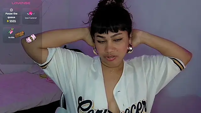 kiarybell   online show from February 23, 3:24 am