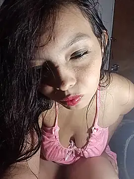 Melanymartinez105 online show from May 16, 2:41 am