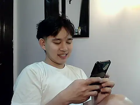 alfonsoasiancutie online show from December 18, 12:11 pm