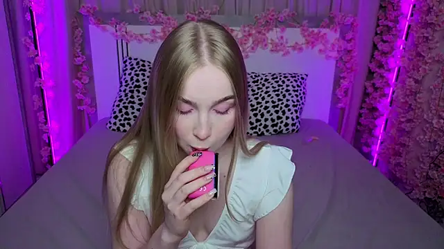 LilyStarlight online show from May 29, 3:26 am