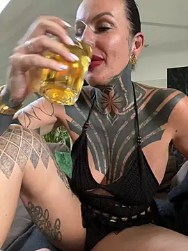 InkedBiitch online show from July 1, 1:34 pm