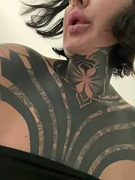 InkedBiitch online show from July 6, 2:14 pm
