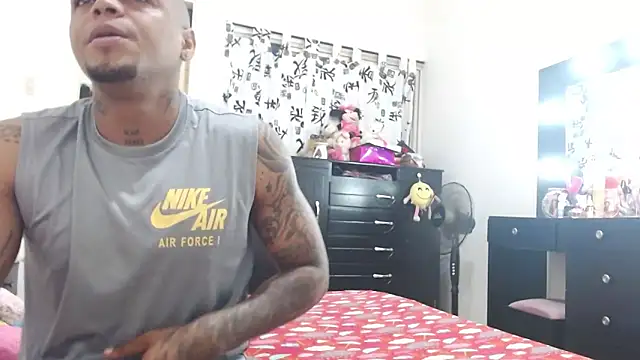 hot and naughty latin online show from March 13, 10:57 am