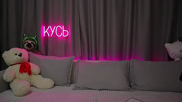  LadyMargo  online show from November 15, 12:19 am