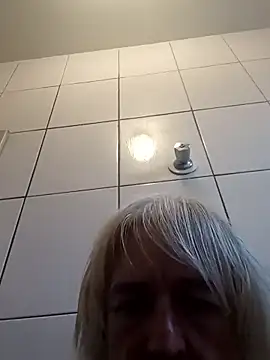 MrCrisgostoso online show from February 14, 9:21 pm