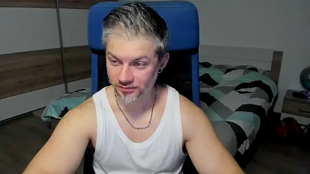 RobbyShawz online show from January 24, 9:28 am